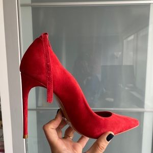 Beautiful Schultz Red Strap Heels